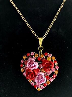 [Sparkle Video] Unique Vintage Brooch Necklace Heart Pendant